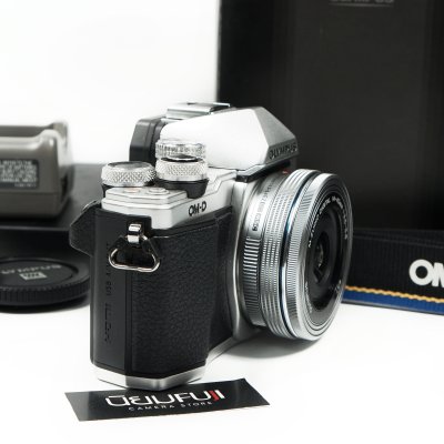 Olympus EM10II