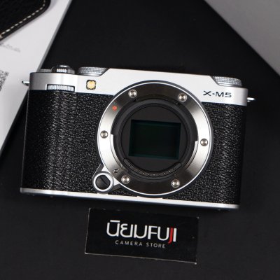 Fujifilm XM5