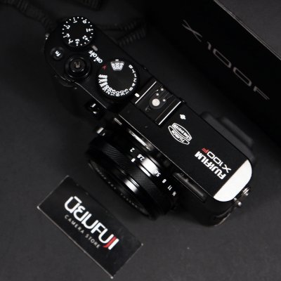 Fujifilm X100F