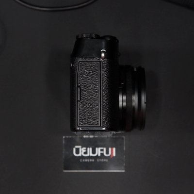 Fujifilm X100V