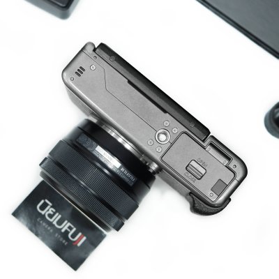 FUJI XT100