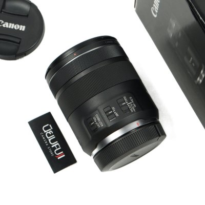 RF85mm F2 Macro IS STM