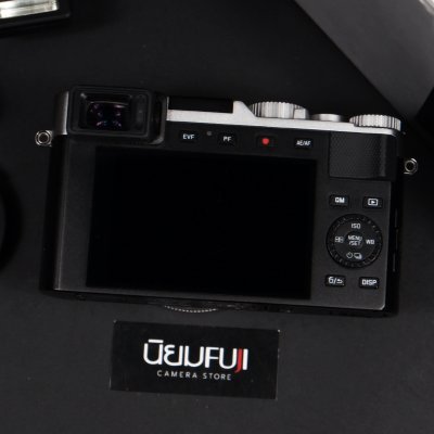 Leica D-Lux 7
