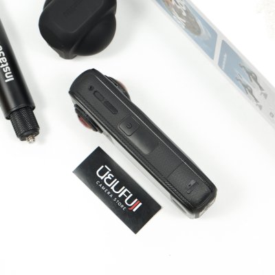 Insta360 X4 AIR