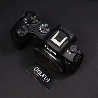 Canon Eos R8