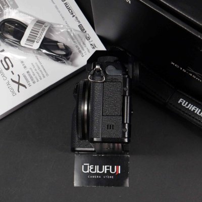 Fujifilm XS10