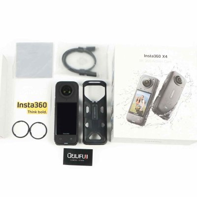 Insta360 X4