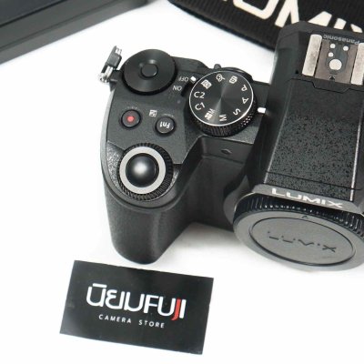 Lumix G85
