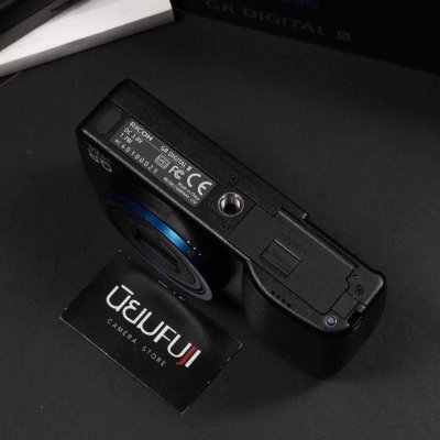 Ricoh GRIII X Stussy
