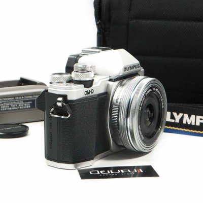 Olympus EM10II
