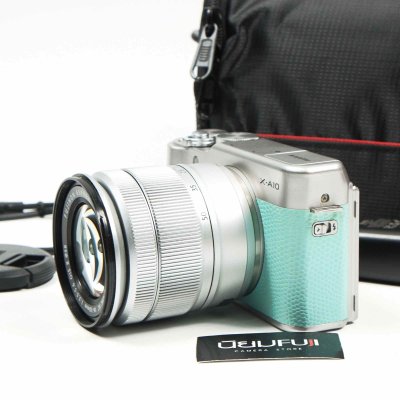 Fujifilm XA10
