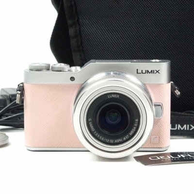 Lumix GF9