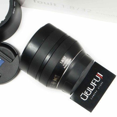 Zeiss 32mm F1.8