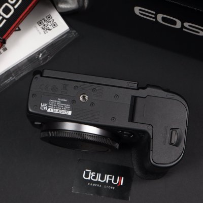 Canon EOS R7 Body