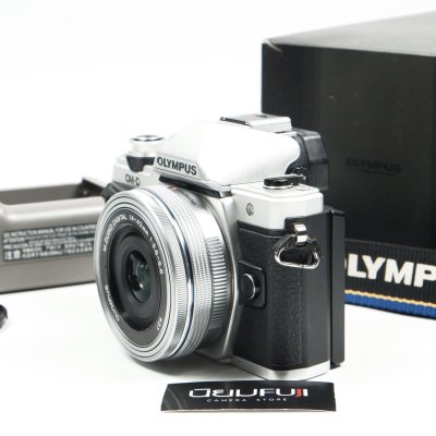 Olympus EM10II