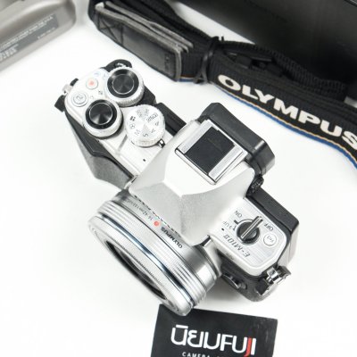 Olympus EM10II