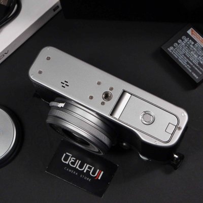 Fujifilm X100V