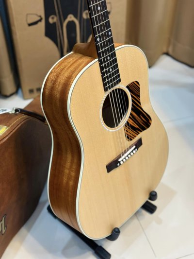 Gibson J-35 30s Faded Gibson J-35 30s Faded