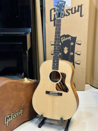 Gibson J-35 30s Faded Gibson J-35 30s Faded