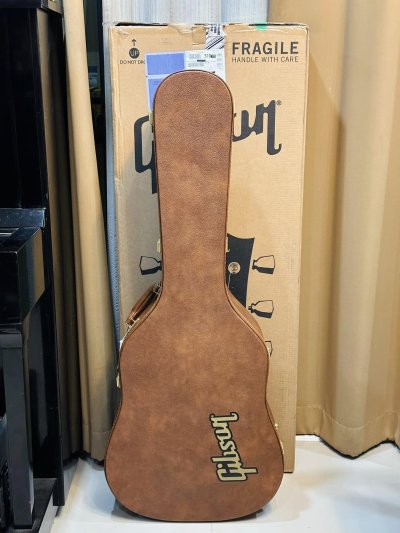 Gibson J-35 30s Faded Gibson J-35 30s Faded