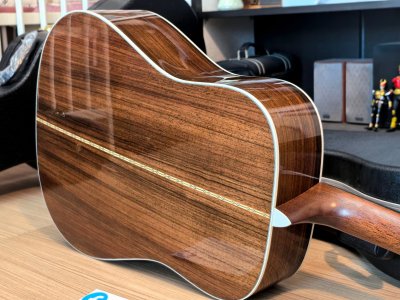 Martin D-28 Standard
