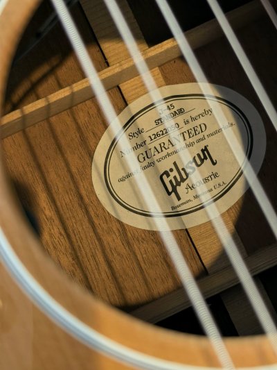 Gibson J-45 Standard (Natural)