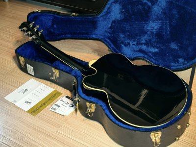 Gibson J-165EC Ebony