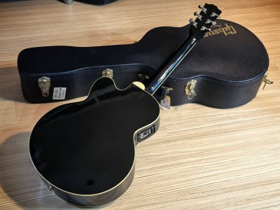 Gibson J-165EC Ebony