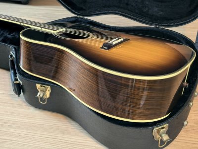 Gibson J-45 Custom Limited Rose