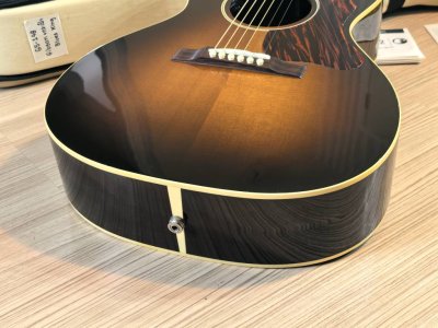 Gibson Blue King
