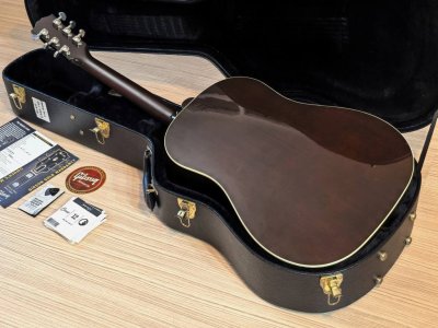 Gibson J-45 Standard