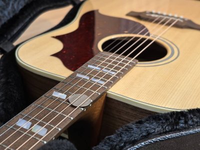 Gibson Hummingbird Studio