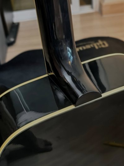 Gibson Hummingbird Custom Shop Ebony