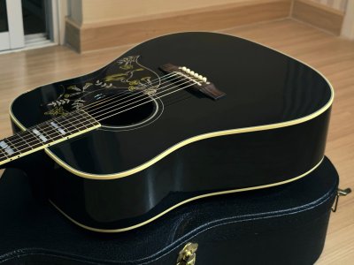 Gibson Hummingbird Custom Shop Ebony
