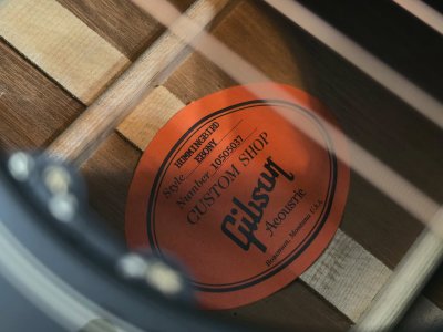 Gibson Hummingbird Custom Shop Ebony