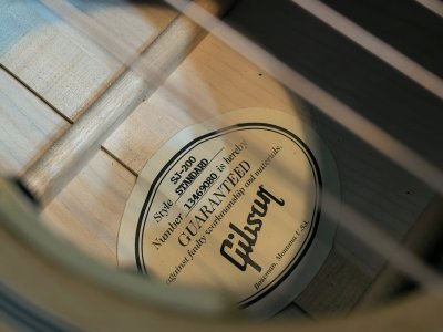 Gibson SJ-200 Standard