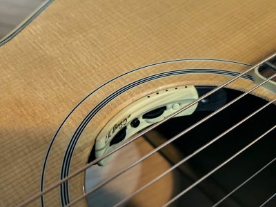 Gibson SJ-200 Standard