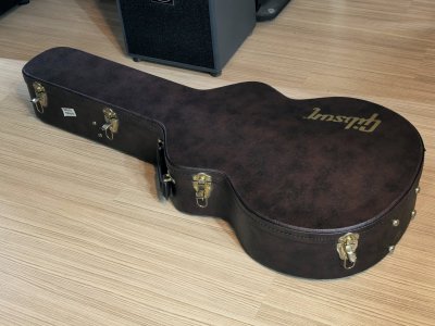 Gibson SJ-200 Standard