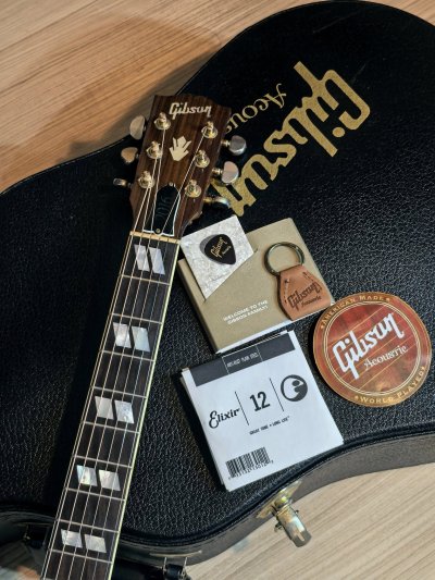 Gibson Songwriter Deluxe Studio