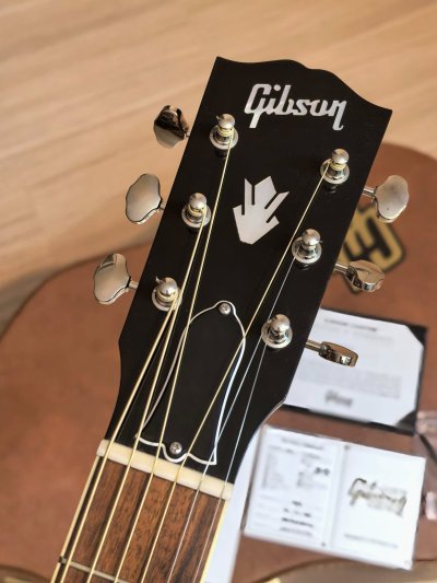 Gibson Keb mo 3.0 12-Ft J-45 Custom Shop Artist