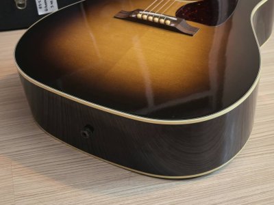 Gibson J-45 Standard