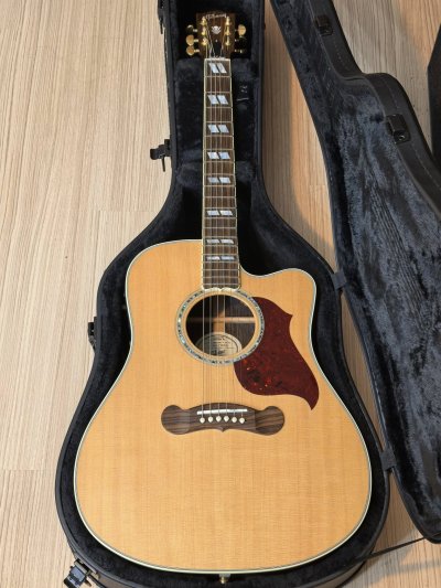 Gibson Songwriter Standard EC