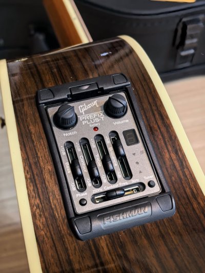 Gibson Songwriter Standard EC