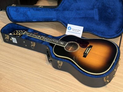 Gibson J-45 Custom Vine Limited Edition