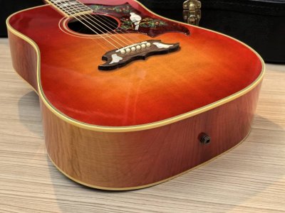 Gibson Dove Custom Shop Vintage Cherry Sunbrust Limited