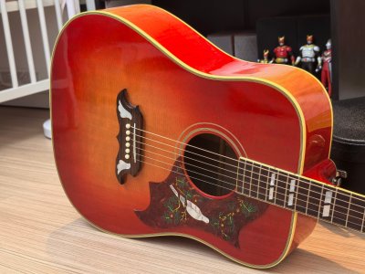 Gibson Dove Custom Shop Vintage Cherry Sunbrust Limited