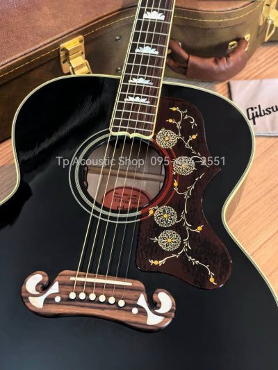 Gibson SJ-200 Elvis Custom Shop