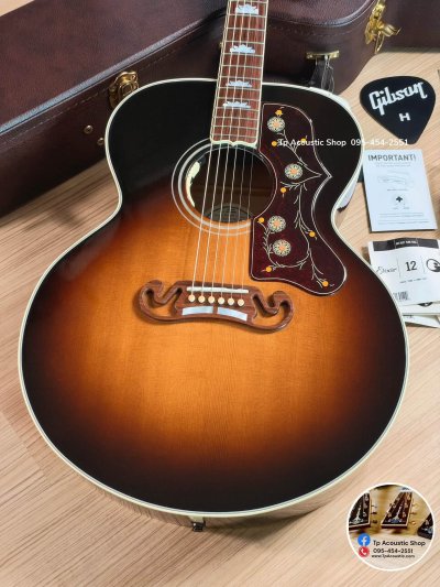 Gibson SJ-200 Standard