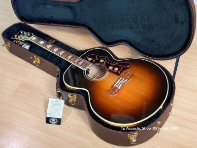 Gibson SJ-200 Standard