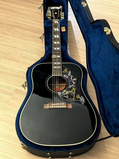 Gibson J-45 Standard